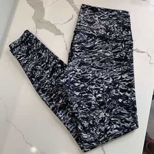 Lululemon high rise tight